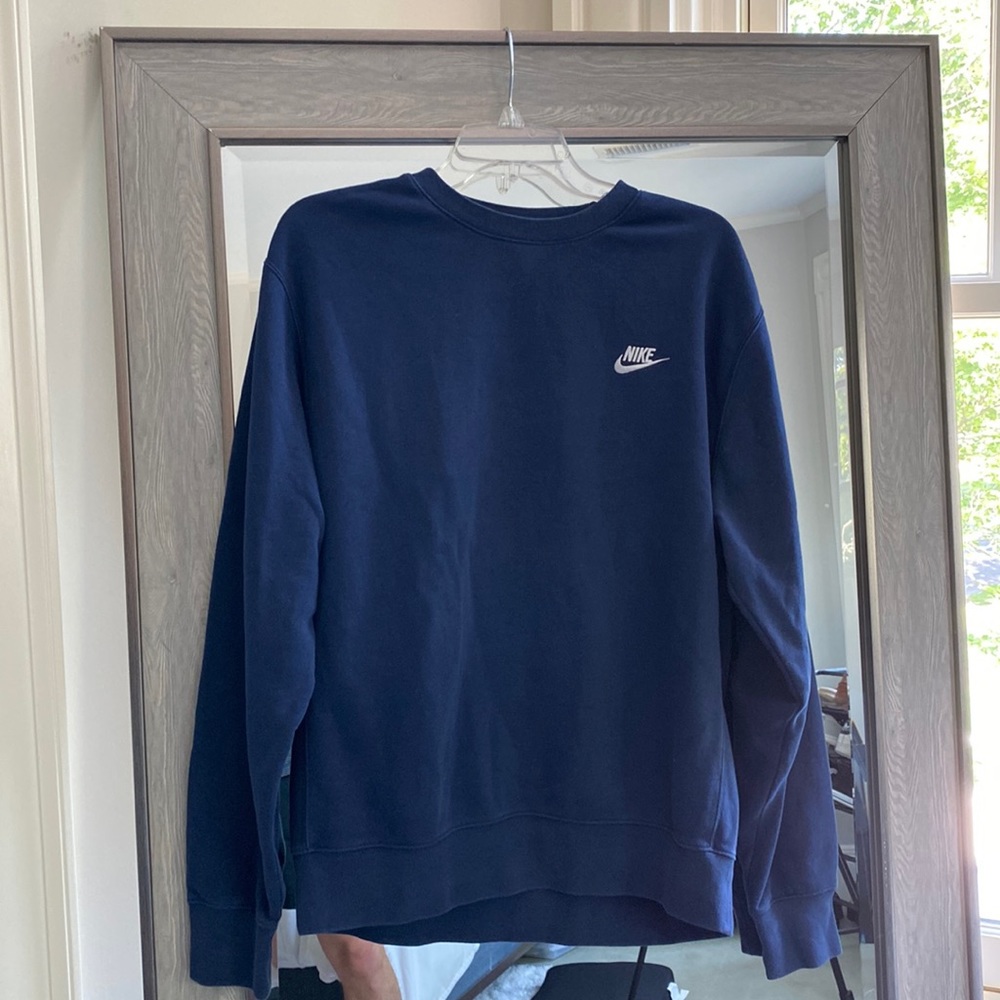 nike navy crewneck